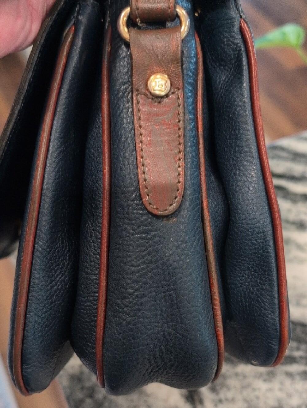 Bally All Leather Navy Crossbody Bag With Brown Trim & Strap - VINTAGE - Picture 8 of 9